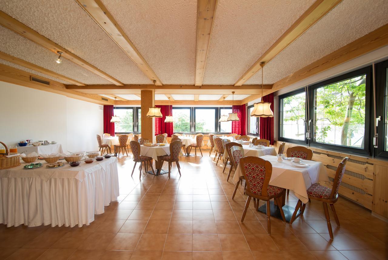 Hotel Garni Saltneregg à Caldaro Extérieur photo